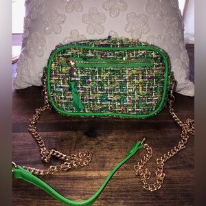 Ahdorned Taylor Tweed Camera Bag in Green, Perfect Holiday Bag! NWT